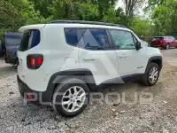 2015 Jeep Renegade photo
