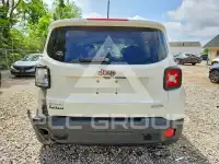 2015 Jeep Renegade photo