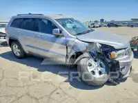 2015 Jeep CHEROKEE фото