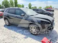 2015 Jeep CHEROKEE photo