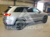 2015 Jeep CHEROKEE фото