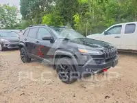 2015 Jeep CHEROKEE фото