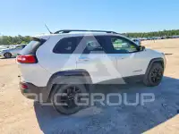 2015 Jeep CHEROKEE фото