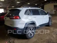 2015 Jeep CHEROKEE фото