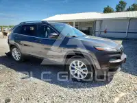 2015 Jeep CHEROKEE фото