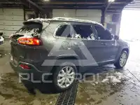 2015 Jeep CHEROKEE фото