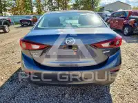 2015 Mazda 3 photo