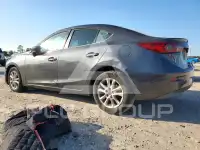 2015 Mazda 3 photo