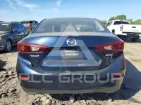 2015 Mazda 3 photo