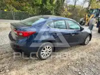 2015 Mazda 3 photo