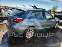 2015 Mazda 3 фото