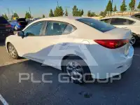 2015 Mazda 3 фото