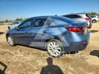 2015 Mazda 3 photo