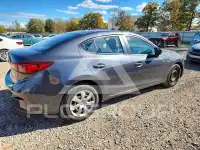2015 Mazda 3 photo