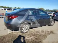 2015 Mazda 3 photo