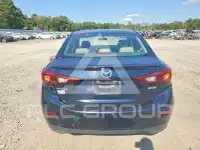 2015 Mazda 3 photo