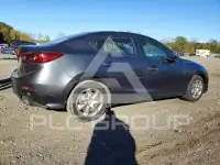 2015 Mazda 3 photo