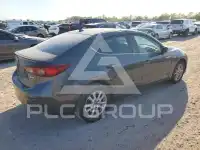 2015 Mazda 3 photo