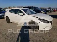 2015 Mazda 3 photo