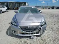 2015 Mazda 3 photo