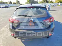 2015 Mazda 3 фото