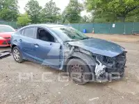 2015 Mazda 3 photo
