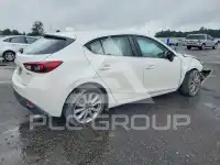 2015 Mazda 3 photo