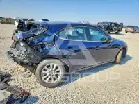 2015 Mazda 3 photo