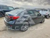 2015 Mazda 3 photo