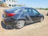 2015 Mazda 3 photo