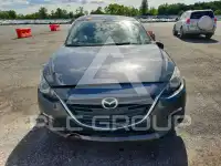 2015 Mazda 3 photo