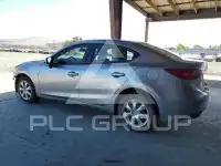 2015 Mazda 3 фото