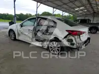 2015 Mazda 3 фото