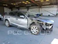 2015 Mazda 3 фото