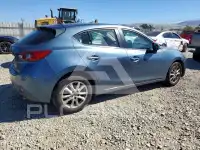 2015 Mazda 3 photo