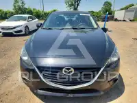 2015 Mazda 3 photo