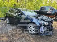 2015 Mazda 3 photo