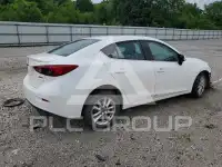 2015 Mazda 3 photo