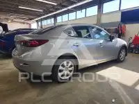 2015 Mazda 3 photo