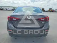 2015 Mazda 3 фото