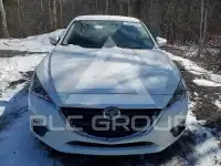 2015 Mazda 3 фото