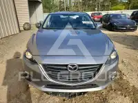 2015 Mazda 3 photo
