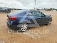 2015 Mazda 3 фото