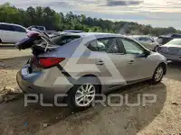 2015 Mazda 3 photo