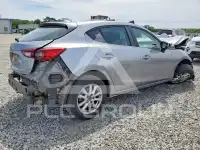 2015 Mazda 3 photo