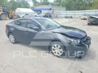 2015 Mazda 3 photo