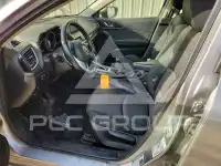2015 Mazda 3 photo