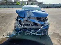 2015 Mazda 3 photo