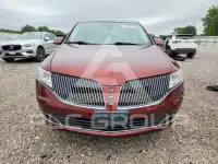 2015 Lincoln MKT фото