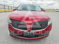 2015 Lincoln MKT фото